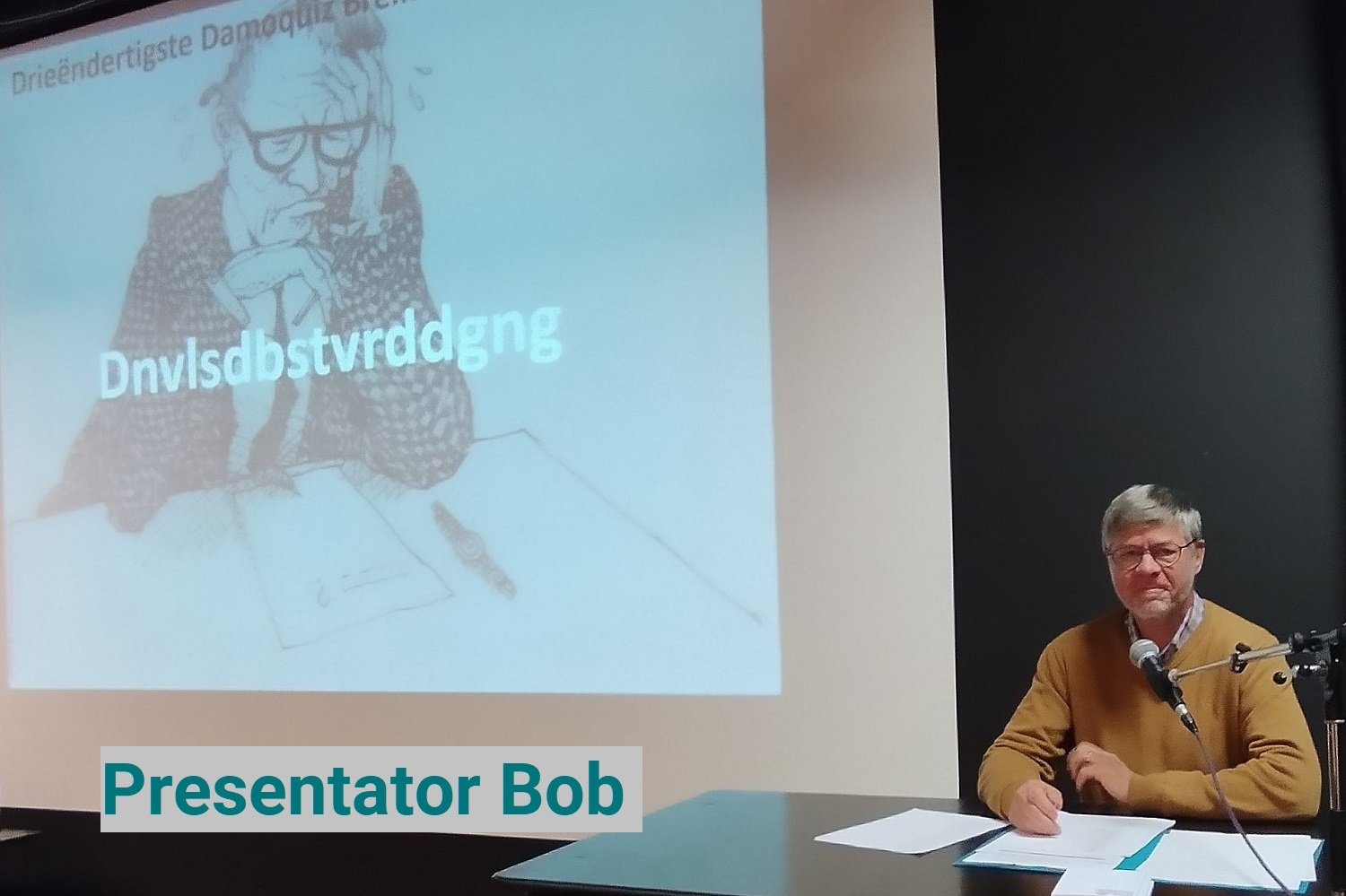 23BobPresentator.jpg